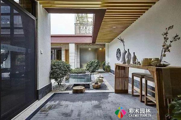 别墅私家花园设计风格不同,软装的不同