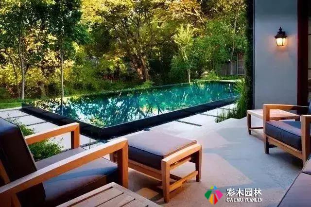 夏天的别墅私家花园设计