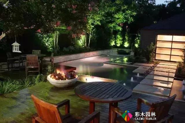 夏天的别墅私家花园设计